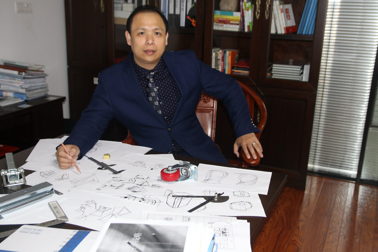 蜜桃AV网址大全集團擴充加盟商陣營 立誌做...