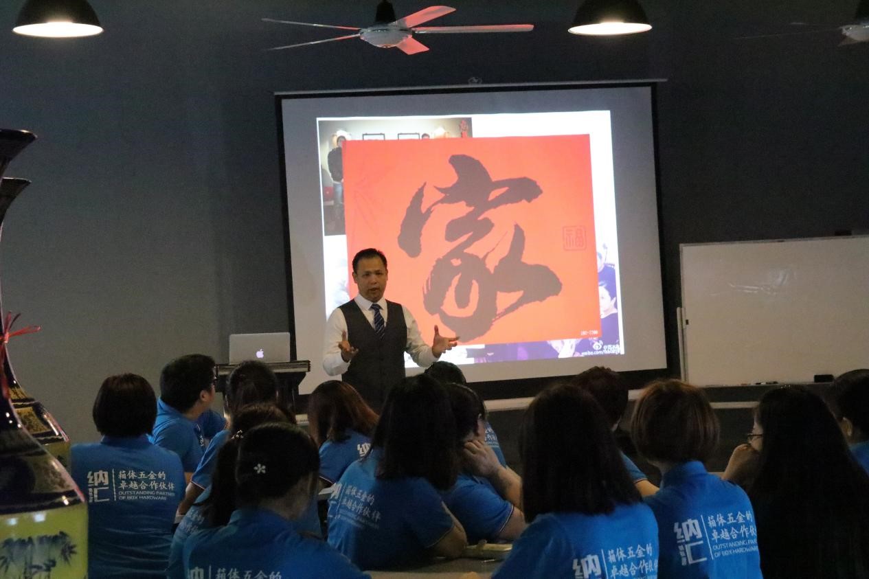 蜜桃AV网址大全